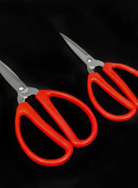 剪刀红色手柄不锈钢家用学生剪纸美工裁缝剪布工艺品防锈防滑剪子