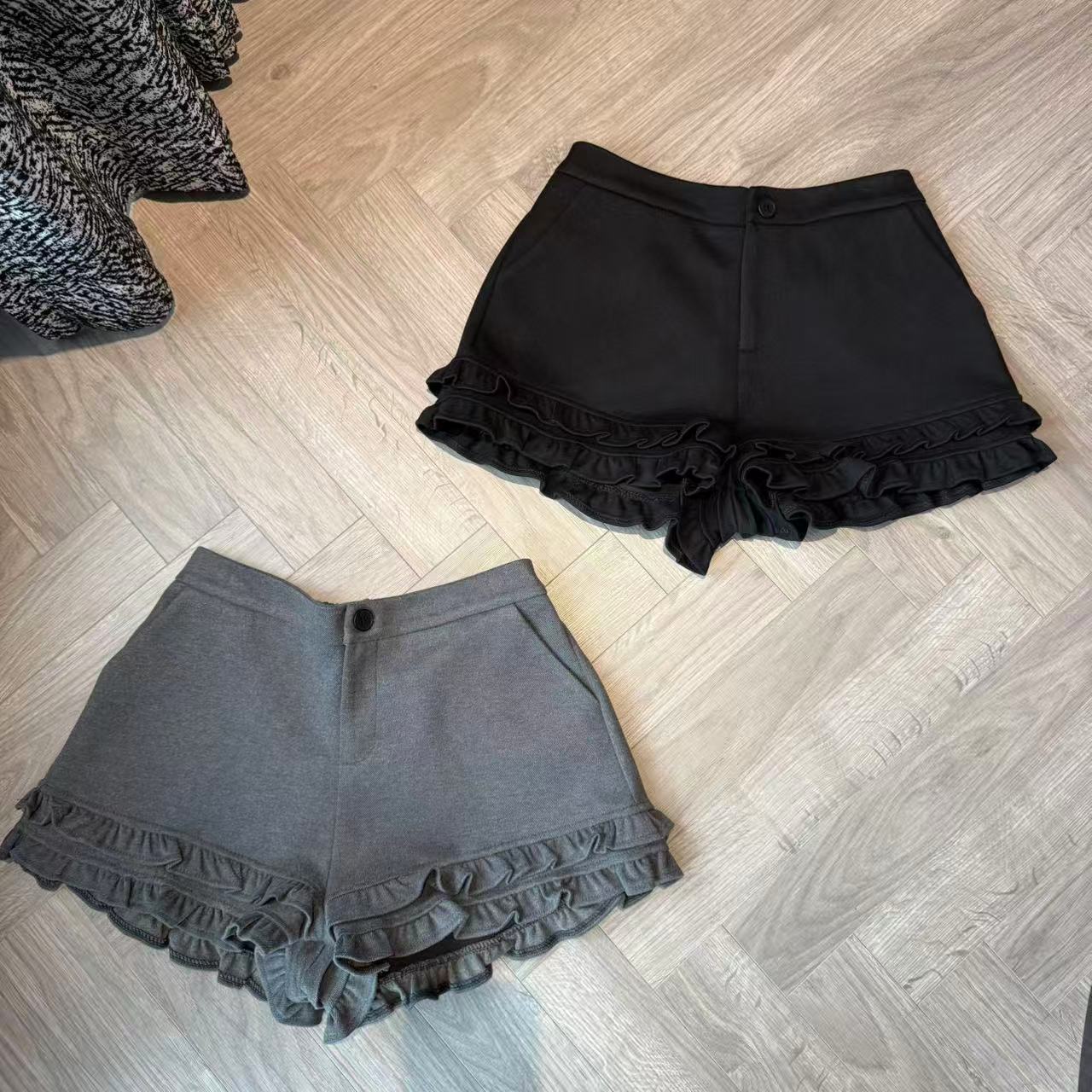 wyd小樱桃 高腰花边毛呢短裤