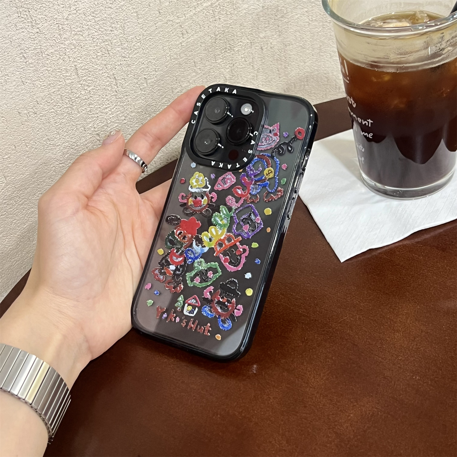 韩国新款ins简笔彩色涂鸦狗狗情侣手机壳适用iphone15promax黑边15pro小众防摔13pro高级14promax保护壳14pro