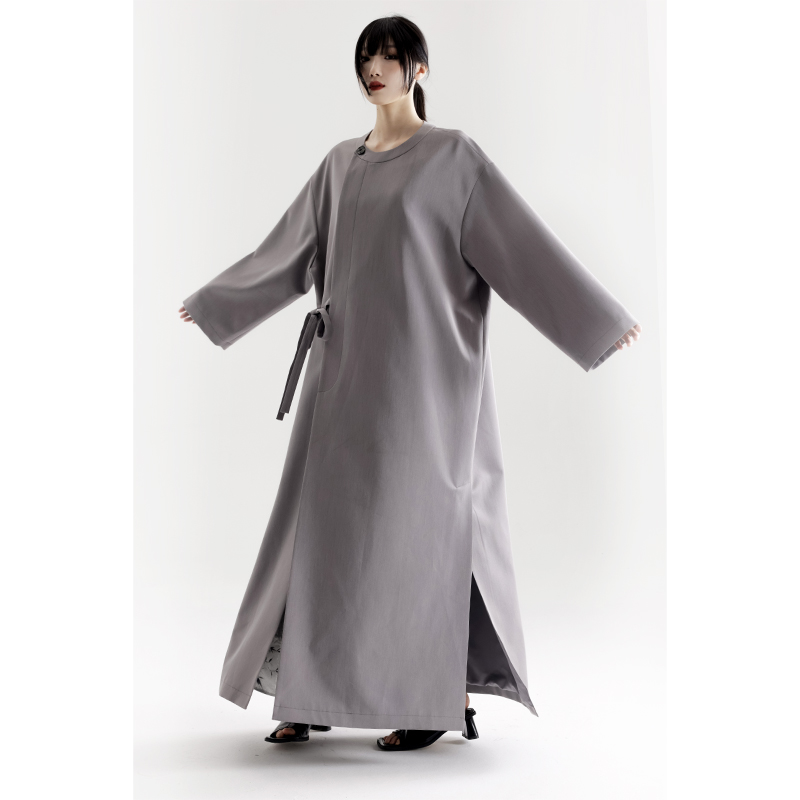 APOZicollection拟时系列圆领袍