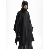 APOZi 外套高领斗篷开叉大衣 黑色宽松中长款 collection 镜水浮金