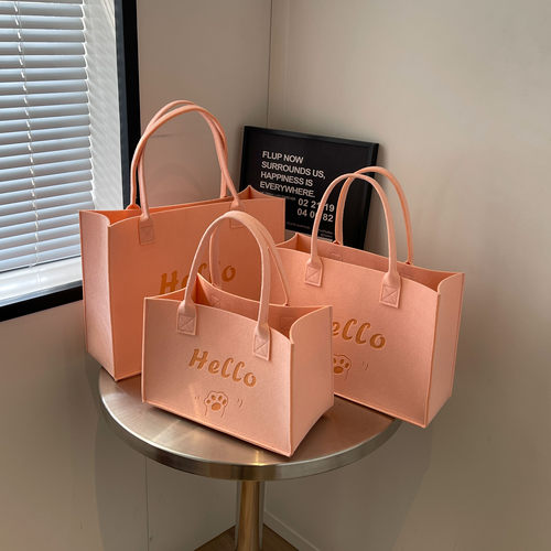 原创ins风女包大容量单肩包新款卡通百搭毛毡手提礼品包定制logo