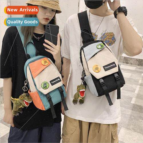 2022 new cool men and women couple students sports chest bag