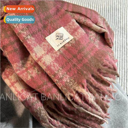 BanliCat warm new fall and winter white raspberry pink plaid