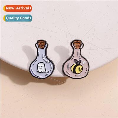 Creative Realistic Style Bee Bottle and Ghost Sub Metal Badg