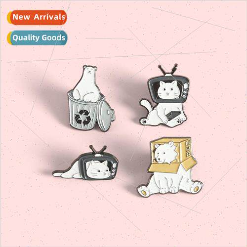 Brooch Drama and Dopey Cat Badge Metal Badge Clothing Access