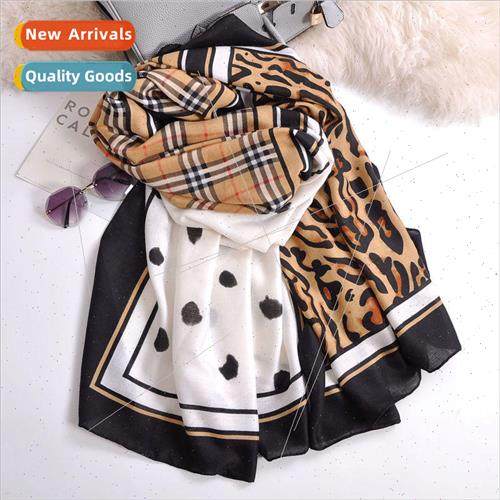 The new plaid leopard print scarf female fall and winter  si