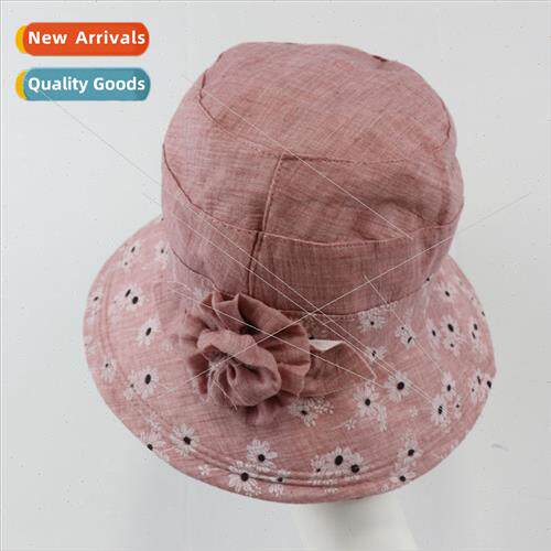 Spring and Autumn days of middle-aged and elderly hats elder