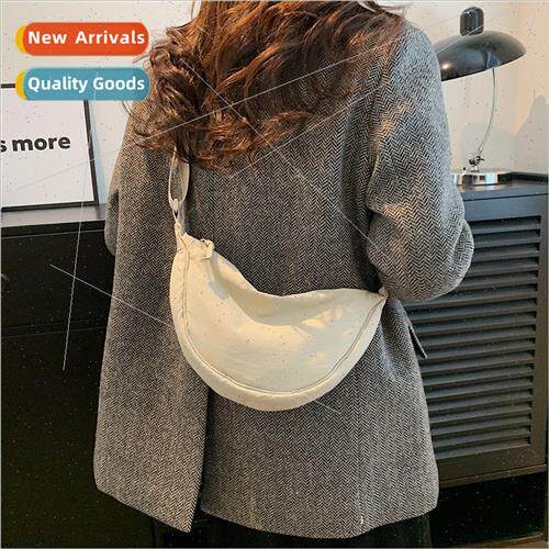 New Korean casual dumpling bag child literary female out of