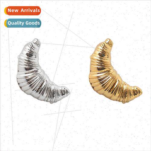 Korean blogger FEVER croissant brooch niche design sense of