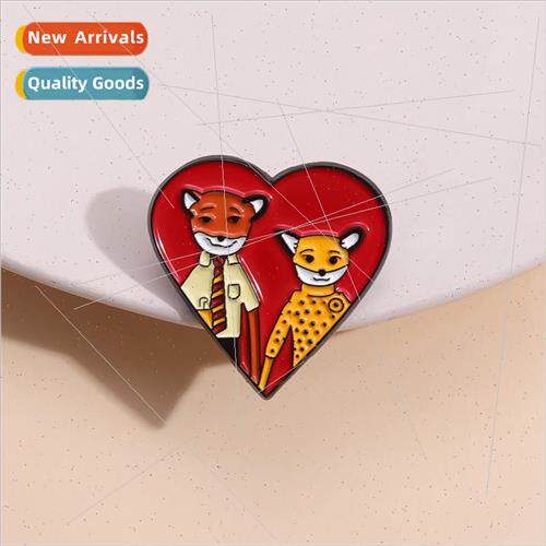 Japan and Korea red heart metal brooch clothing accessories