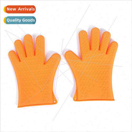New silicone heat-insulating gloves are soft and wear-resist