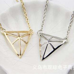 Triangle Style Necklace Womens Jewel Metallic Necklaces Punk
