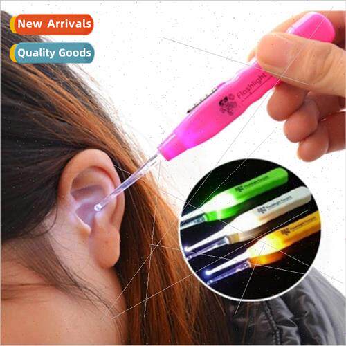 Illuminated ear spoons 3 pieces set of childrens ear digging