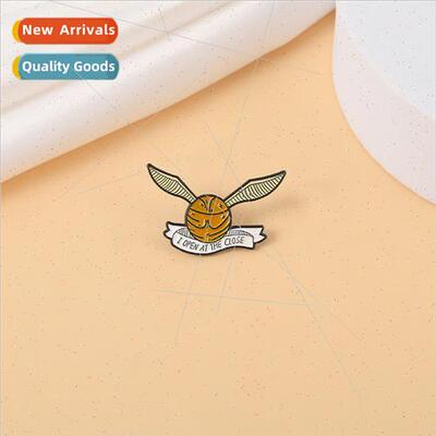 I Open at Death Golden Flies Movie Souvenir Pin Creative Bad