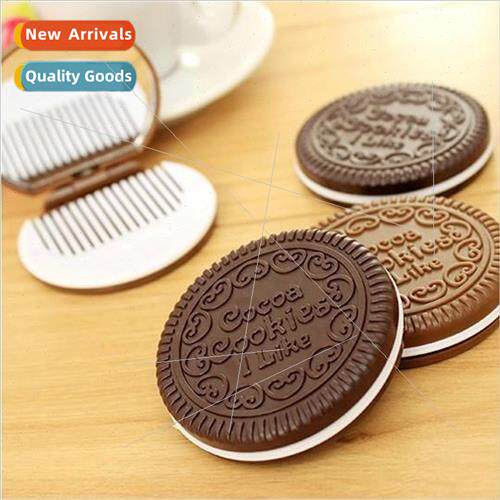 Portable foldable carry-on small mirror round makeup mirror
