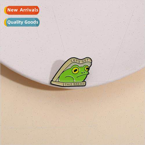 English Small Frog Brooch Metal Badge Green Animal