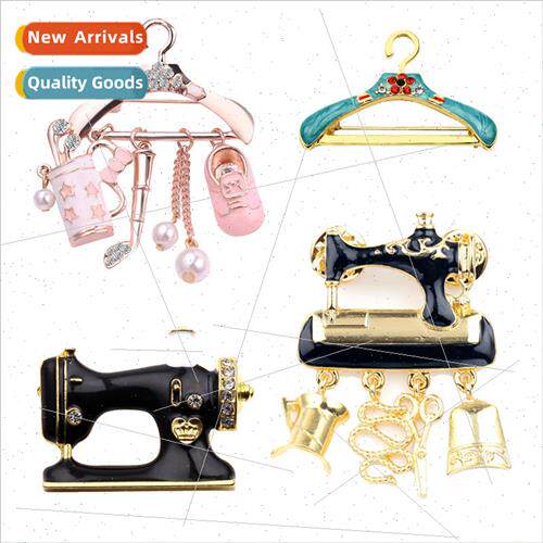 Fashion Ladies Creative Clothes Hanger Sewing Machine ins Me