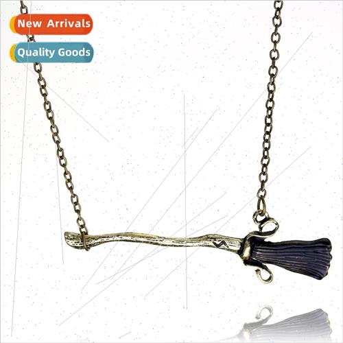 Jewelry Necklace with Magic Broom 饰品 魔法扫帚项链