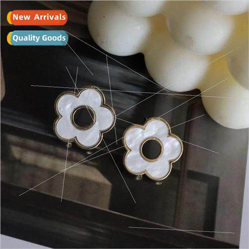 Fresh temperament simple flower earrings fashion girls summe