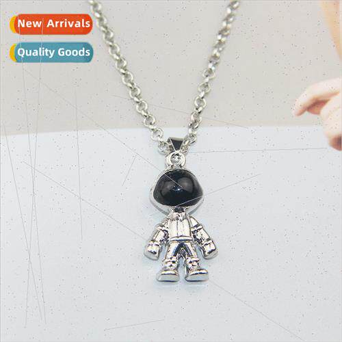 Spaceman necklace small robot men and women astronaut ins hi