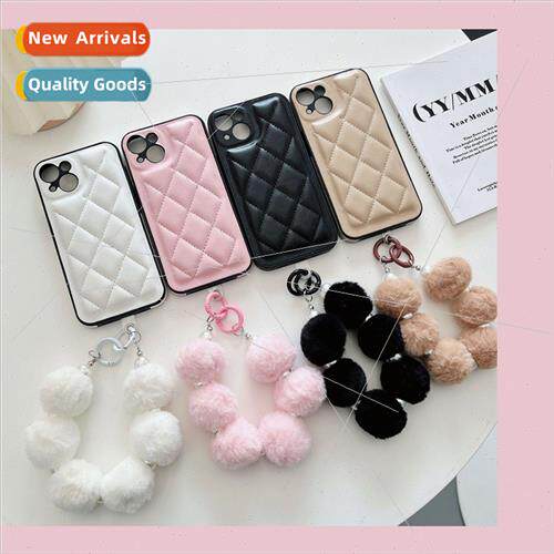 ins small fragrant  leather diamond lattice 适用 apple 14pro