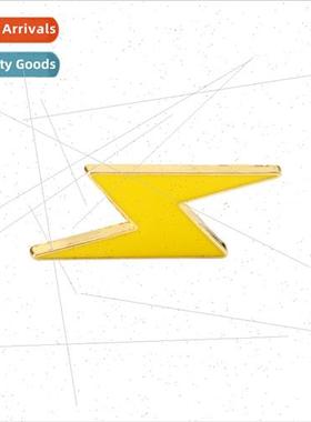 Personalized Minimalist ghtning Brooch Badge Men and Women S