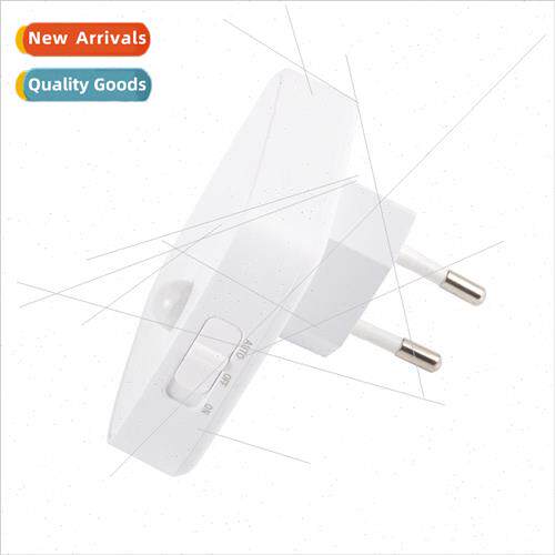 Plug-in night light intelligent body sensor light led with s