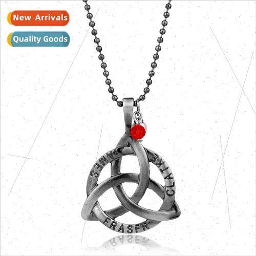 Vintage Irish Celtic Knot Pendant Necklace Jewelry around Fi