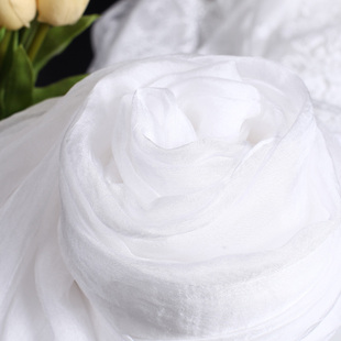 2026新款丝巾女百搭白色防晒围巾新春季纯色长款时尚高档披肩外搭