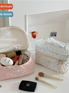 Korea ins cute teenage makeup bag large capacy floral hheld