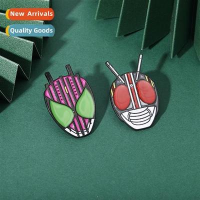 Carto Masked Rider metal brooch anime film and televisi peri