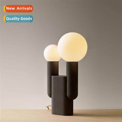 Modern minimalist persaly resin table lamp living room table