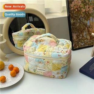 2023 new girl bag hear capacy female large Cosmetic portable
