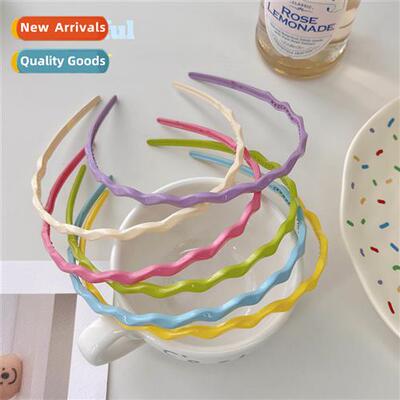 Sweet temperament cy color wave wh teeth  b sweet pin fine h