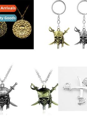 Pirates   Caribbean necklace Aztec gold coin mens skull neck