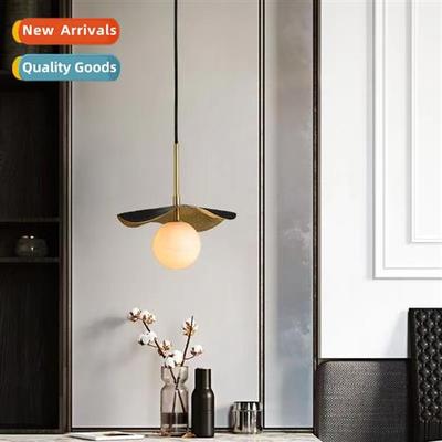 Simple modern light luxury brass luce orb pendant lamp Chine