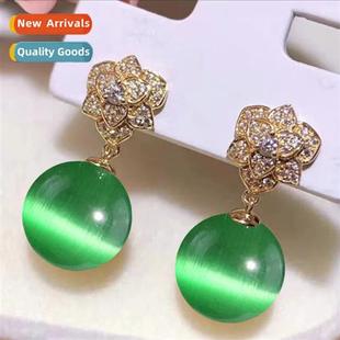 cats whe earrings ste eye green emerald red color Dazzling
