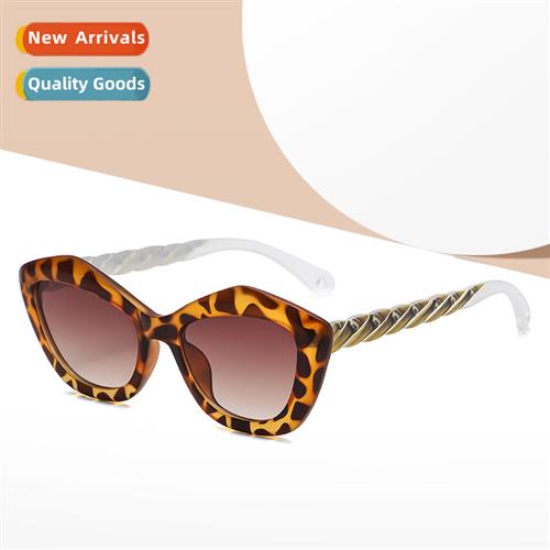 2022 fashi twist color matching temples sunglasses ins wind
