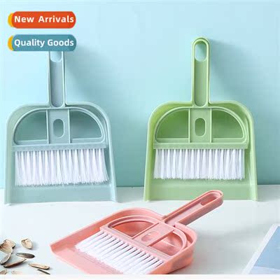 Mini desktop broom dustpan set car whisk broom bed  garbage