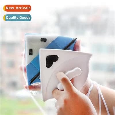 Double-sided window wiping magnetic glass scraper window wip