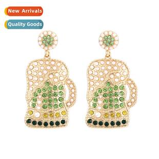 The new exaggerated creative hollow inlaid diamd watering ke