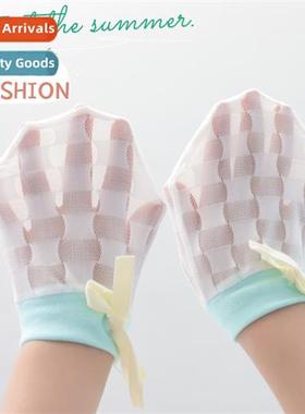 Baby physical anti-scratch face ice silk gloves drawstring b