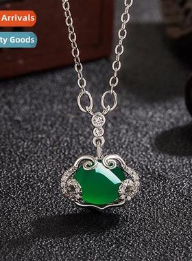 Retro ethnic style inlaid zirc green chalcedy peace lock nec