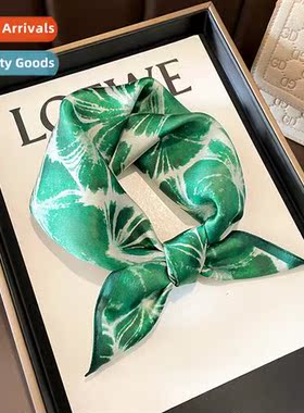 Summer fresh green leaves versatile silk square scarf necker