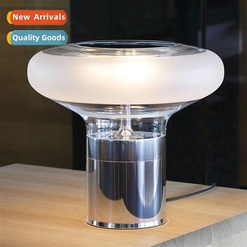 Post-modern minimalist ers to create a persalized  house chr