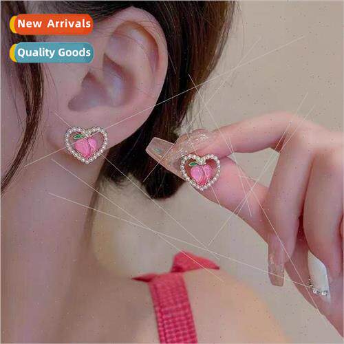 Peach earrings 2023 winter new niche love pearl earrings sup