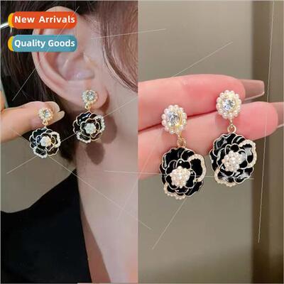 S925 silver pin black camellia earrings适用women elegant pea