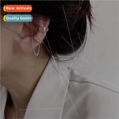 ins retro HK flavor niche tassel ear bone clip female simple