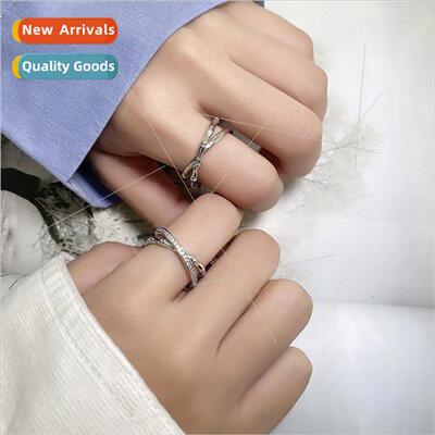 Crossed bamboo rings couple a pair proposal to send girlfrie